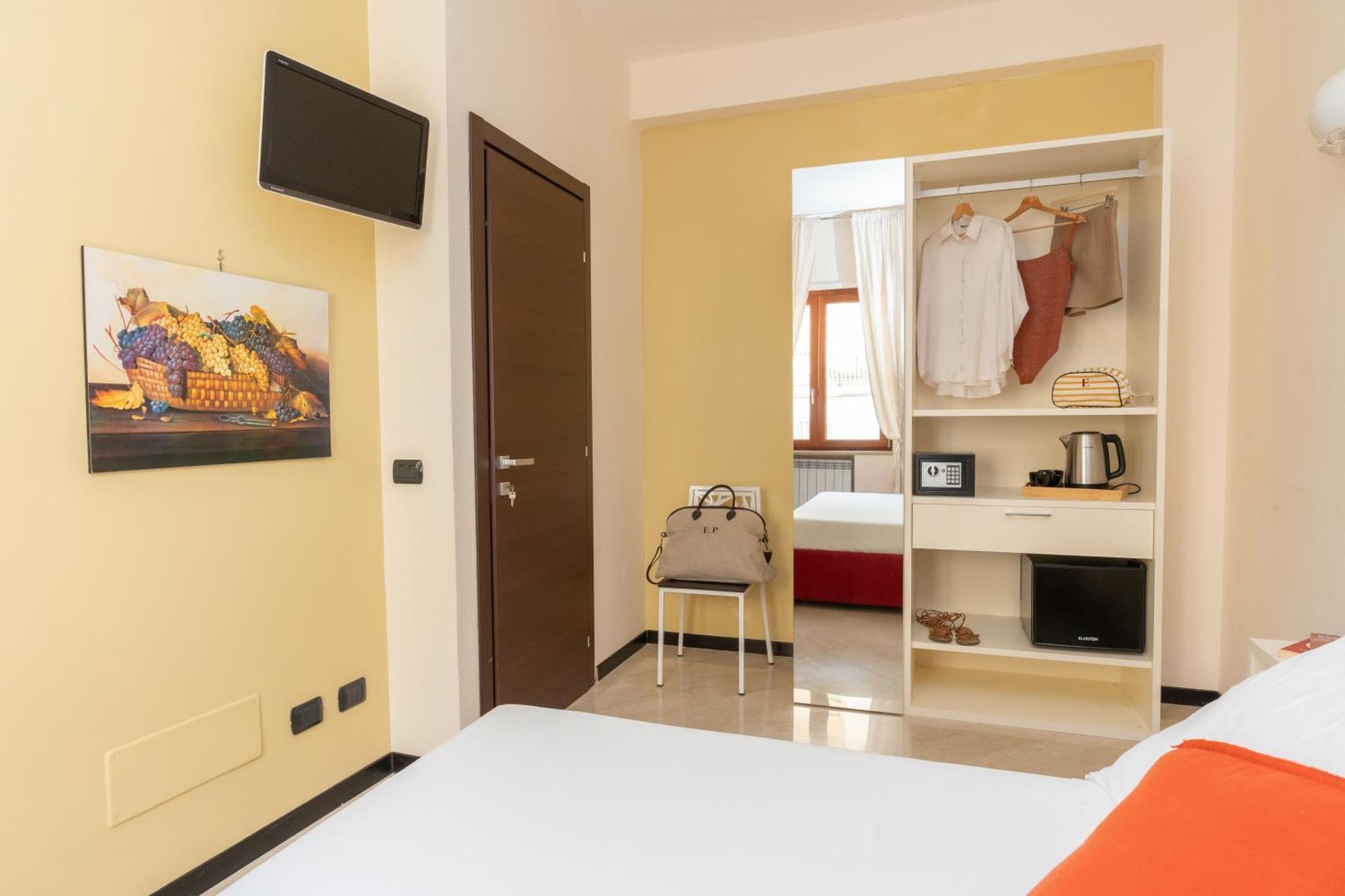 Отель Comfort House Сорренто Экстерьер фото